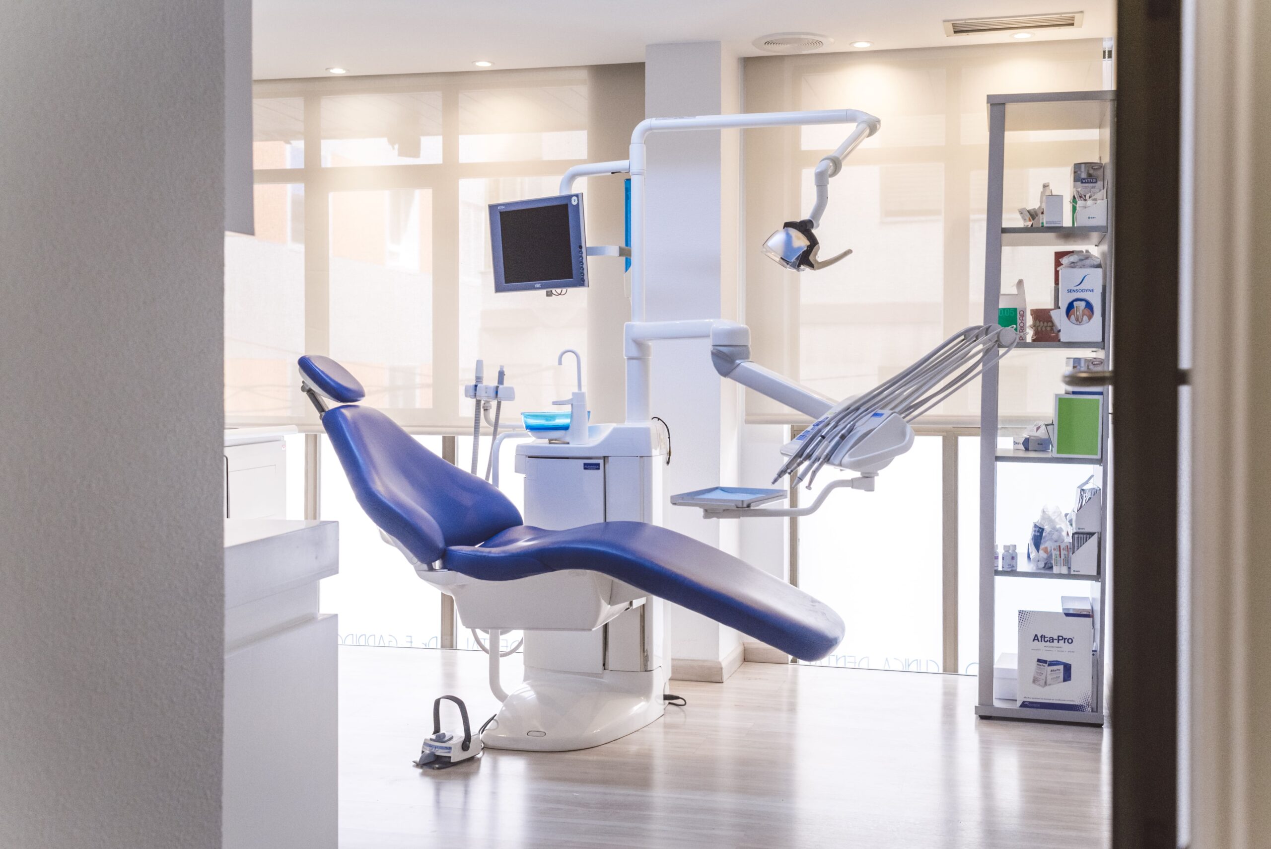 ¿Cuándo ir a una clínica dental? Señales que no debes ignorar